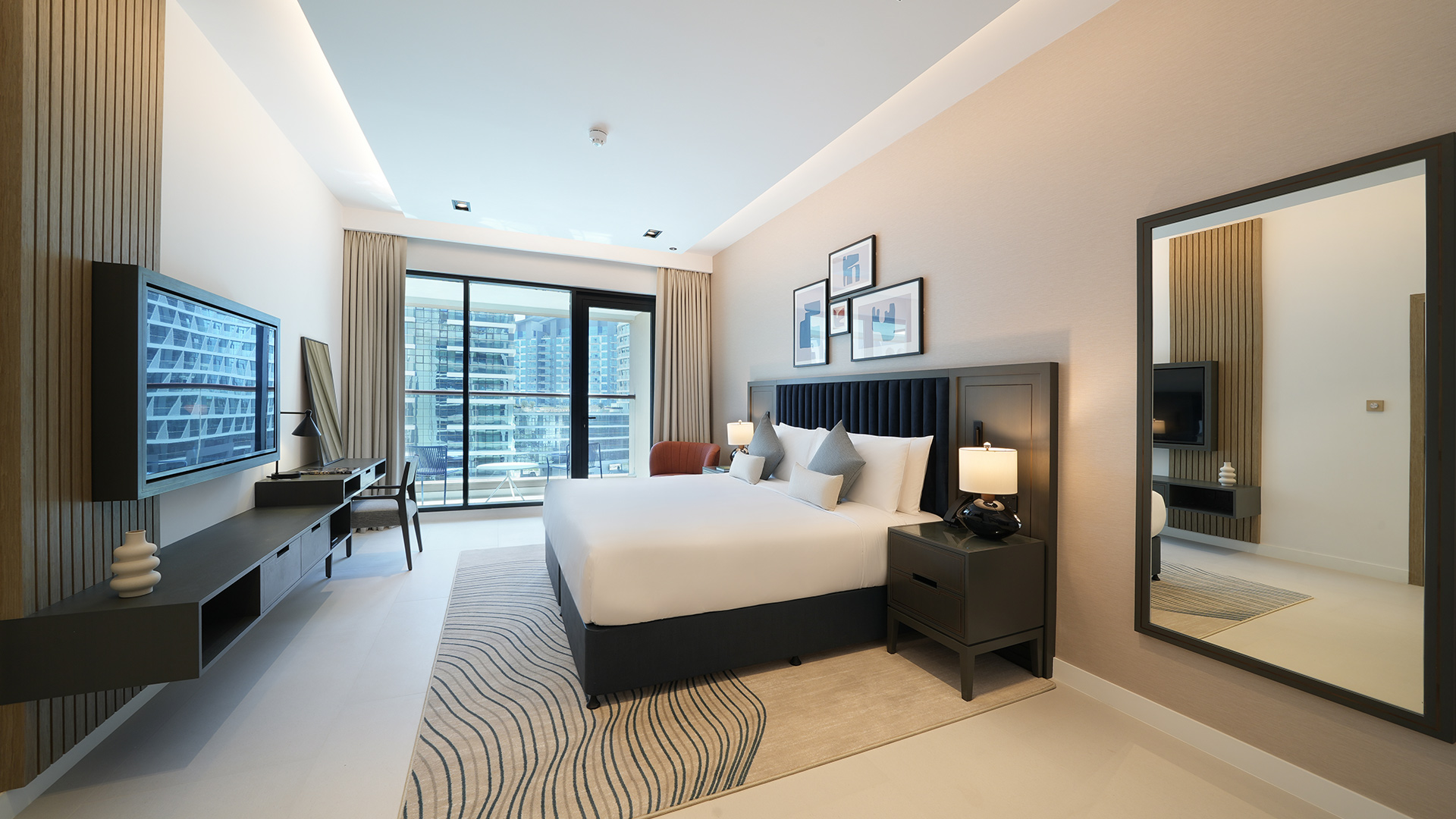 CMTP_Luxury_One_Bedroom_with_balcony